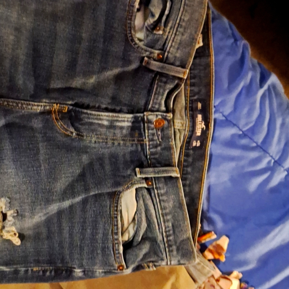 Boot Hollister epic flex distressed jeans dark wash size 34x34